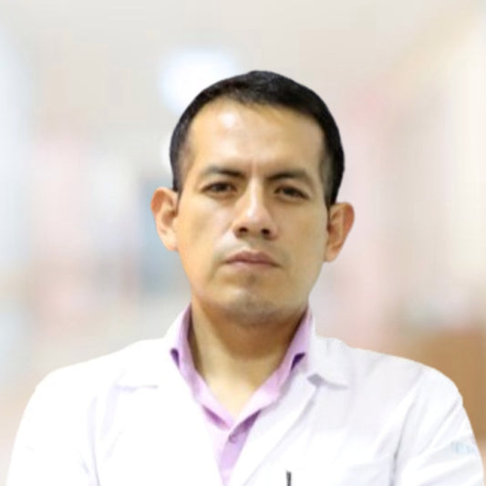 Dr. Gustavo Valdivieso